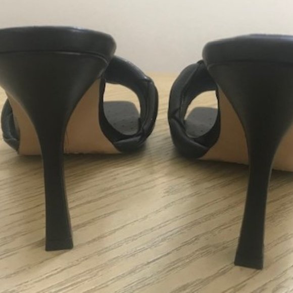 New.  Never worn. Vince Camuto Braided heel - Picture 5 of 8